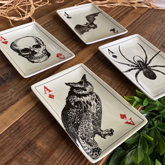 Pottery Barn Rare Terrifying Ace Playing Cards with Spooky Image Plates 🦉💀🕷🦇 - Picture 2 of 16